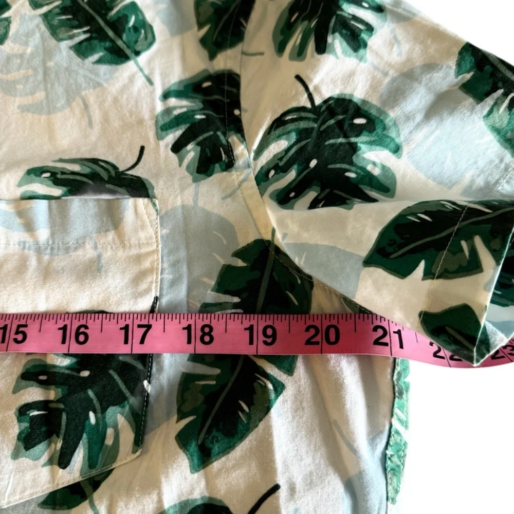 J.Crew Button Down Shirt Leaf Flex Washed Slim Fit Preppy White Green Summer M